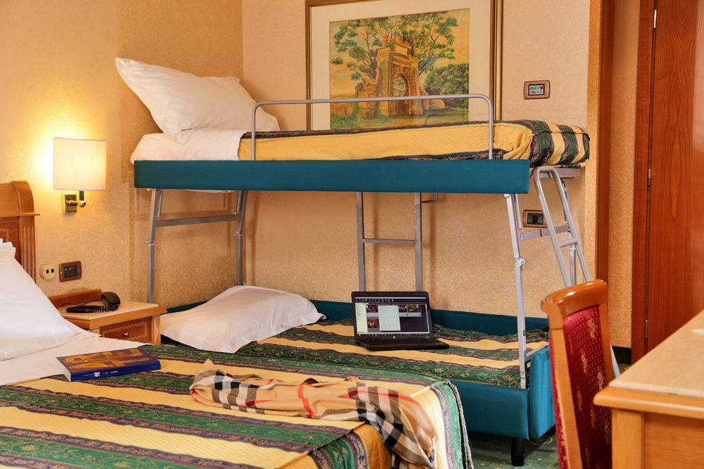 Colonna Room Rental Фраскати Экстерьер фото